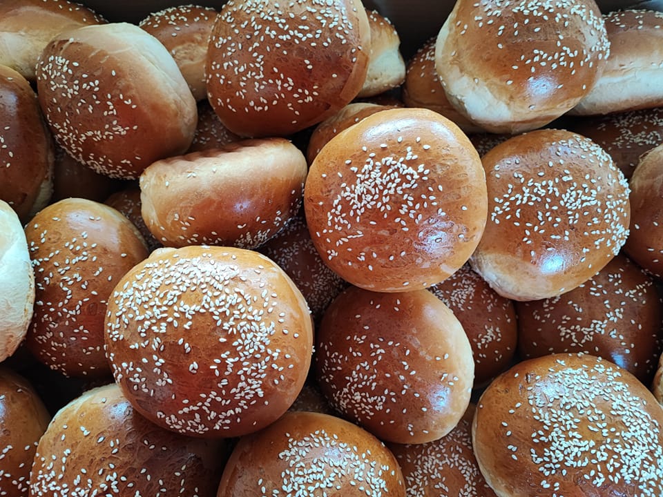 pain burgers artisanaux fabriqués localement
